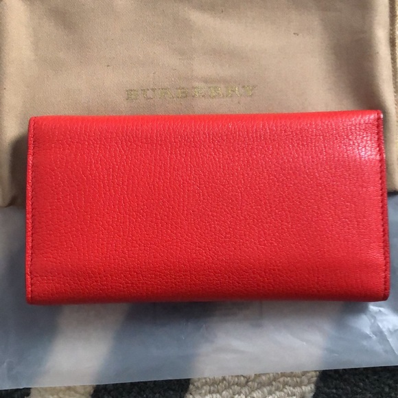 Burberry D Ring Continental Wallet Red NWT - Picture 3 of 4